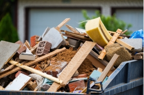 How Homeowners Can Separate Reusable Materials During Renovation Cleanup